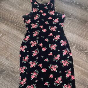 Make an offer!! Womens Dress. Tight fitted dress. Size small. Target Dress.